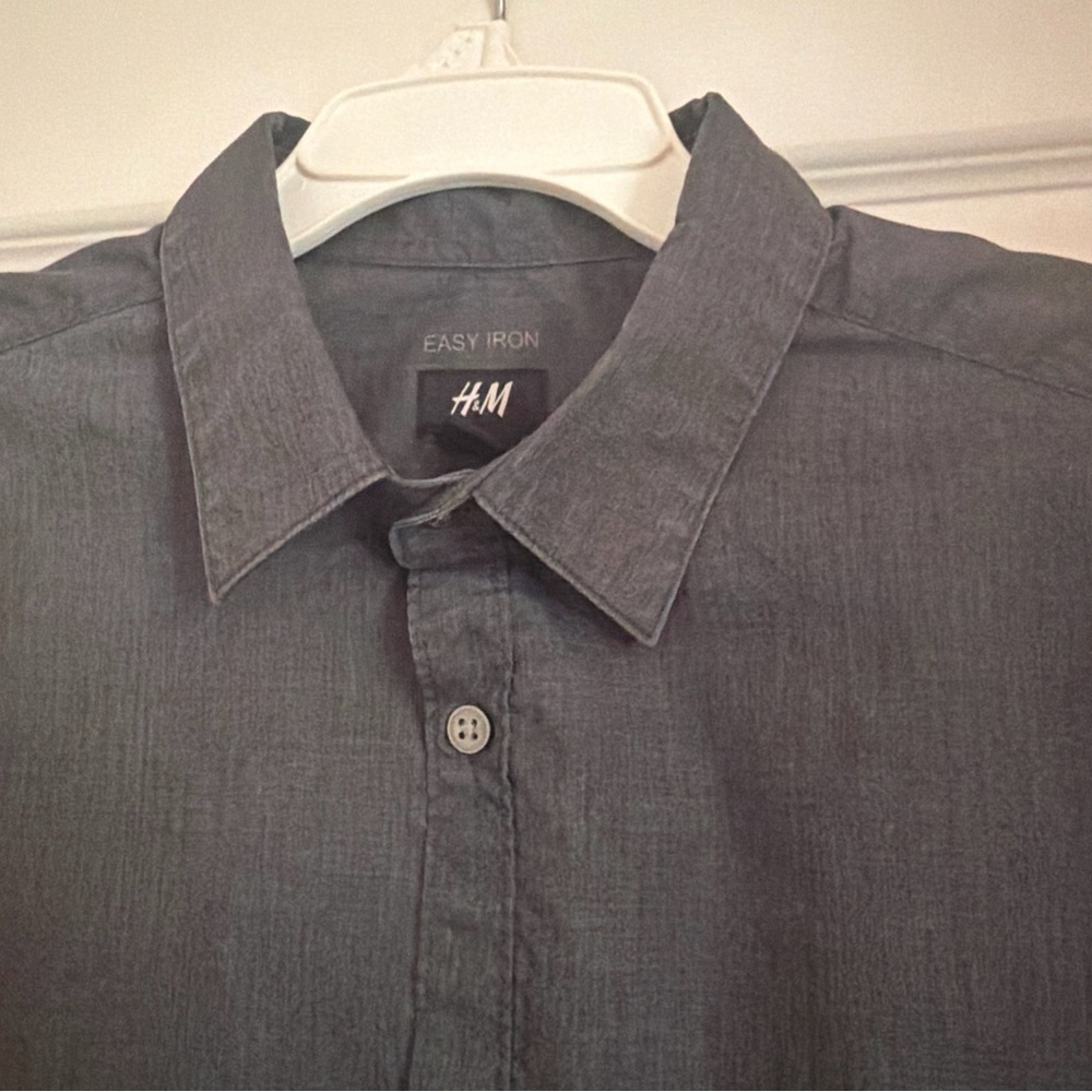 H&M Men's Dark Charcoal Button-Down Shirt - Picture 7 of 9